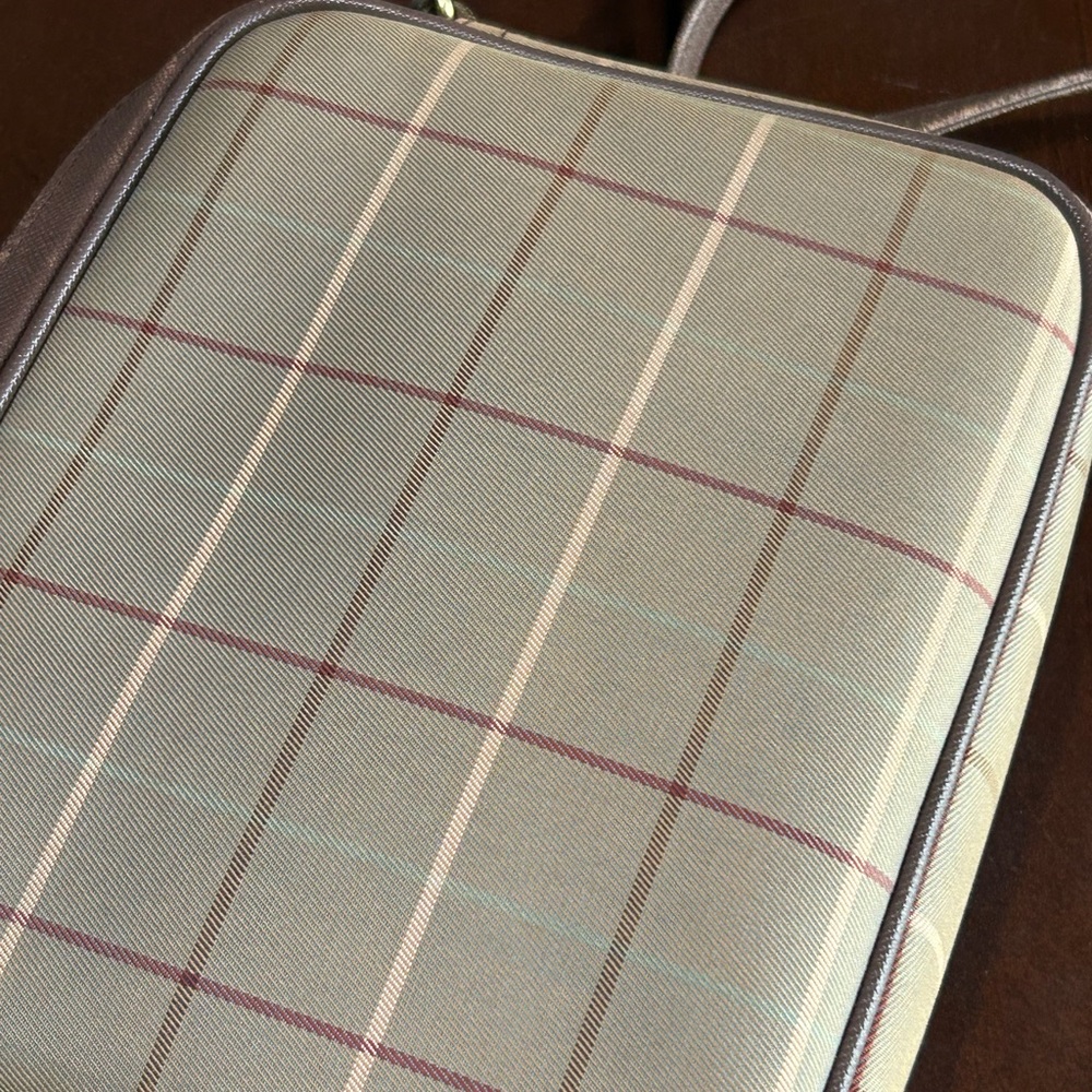 Burberrys Tan Plaid Crossbody - Picture 13 of 17